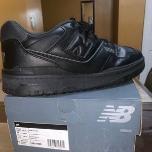 550 all black New Balance Sneakers